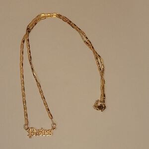Old English 'Pisces' Gold Laminated Pendant Necklace